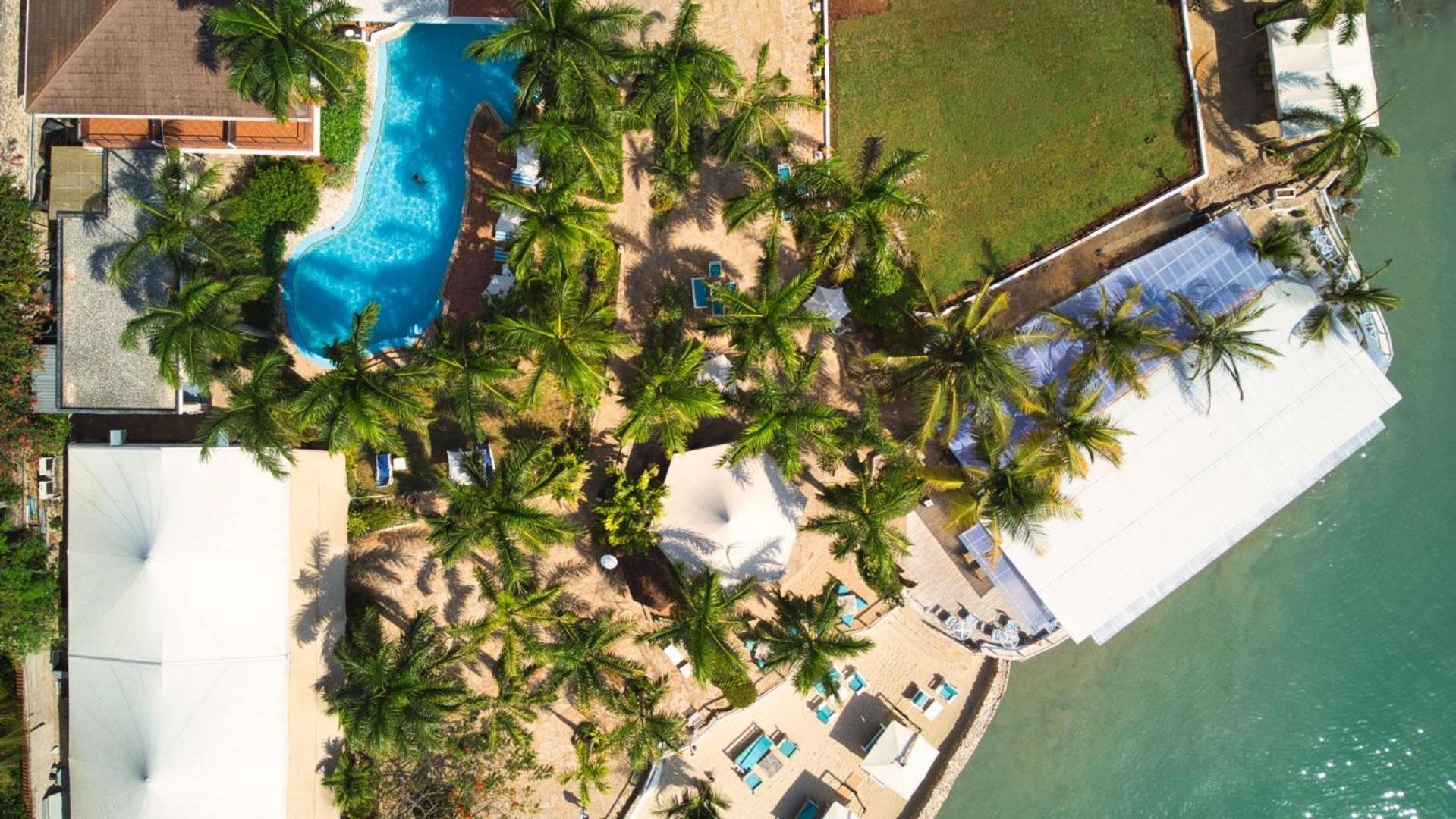 Coral Beach Hotel Νταρ ες Σαλάμ Εξωτερικό φωτογραφία