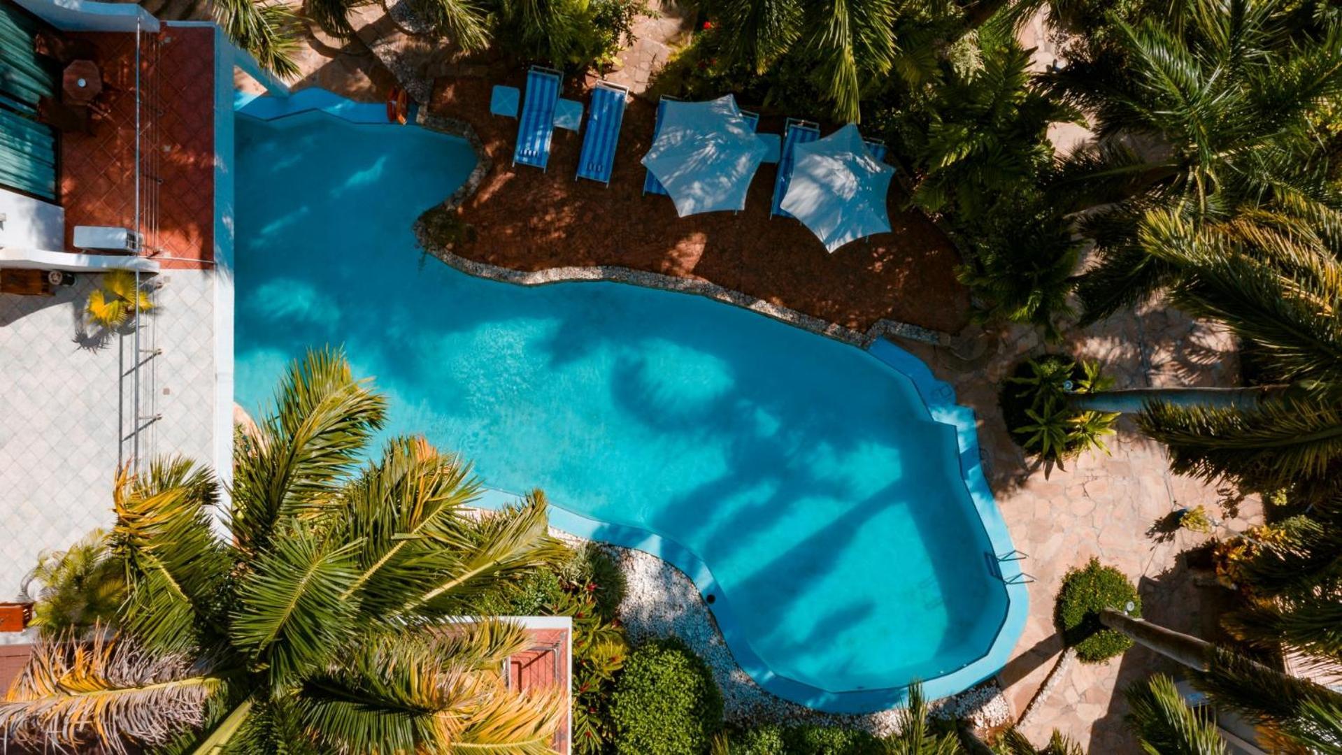 Coral Beach Hotel Νταρ ες Σαλάμ Εξωτερικό φωτογραφία